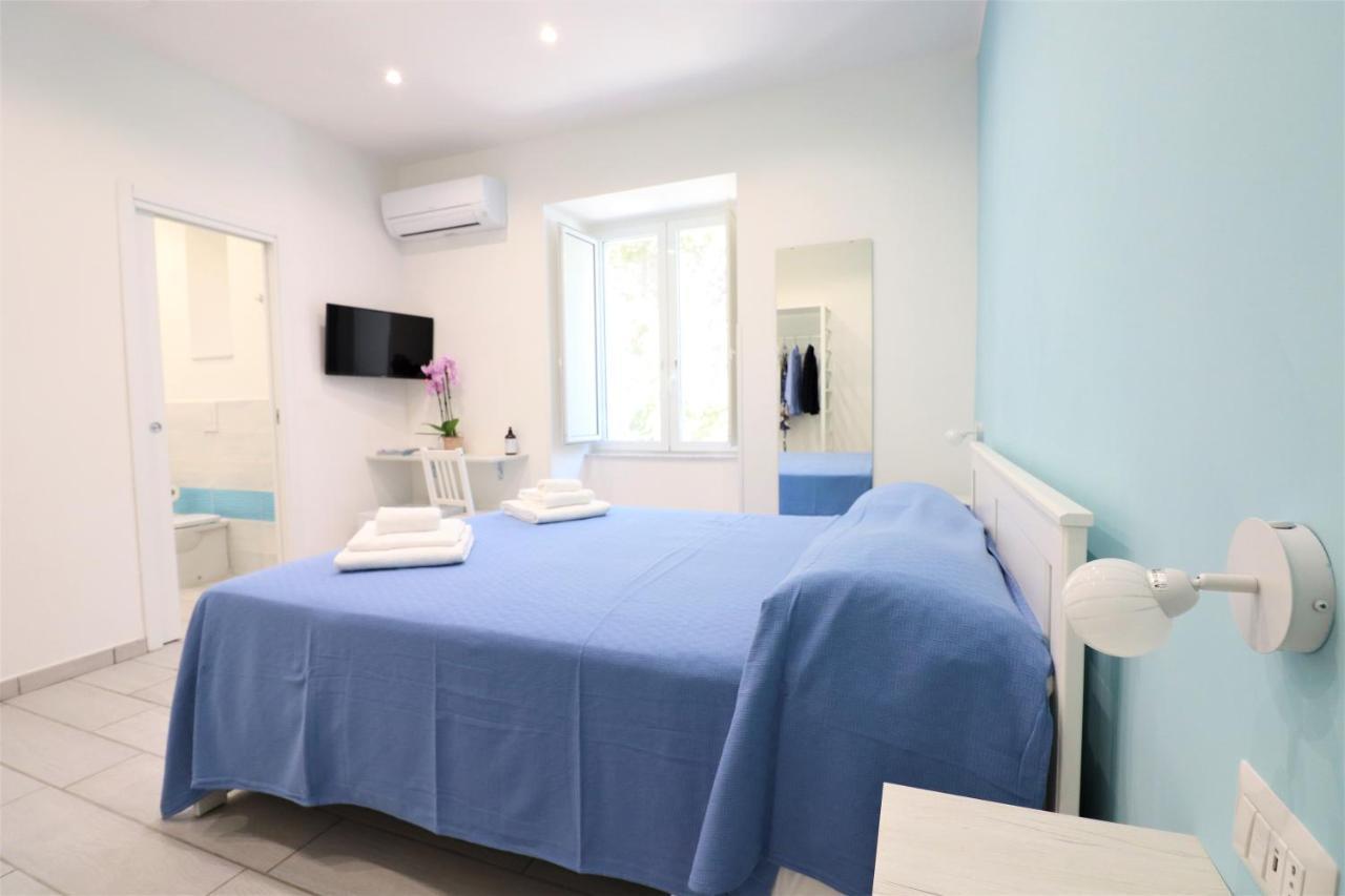 Отель Bed&Blue Сорренто Экстерьер фото