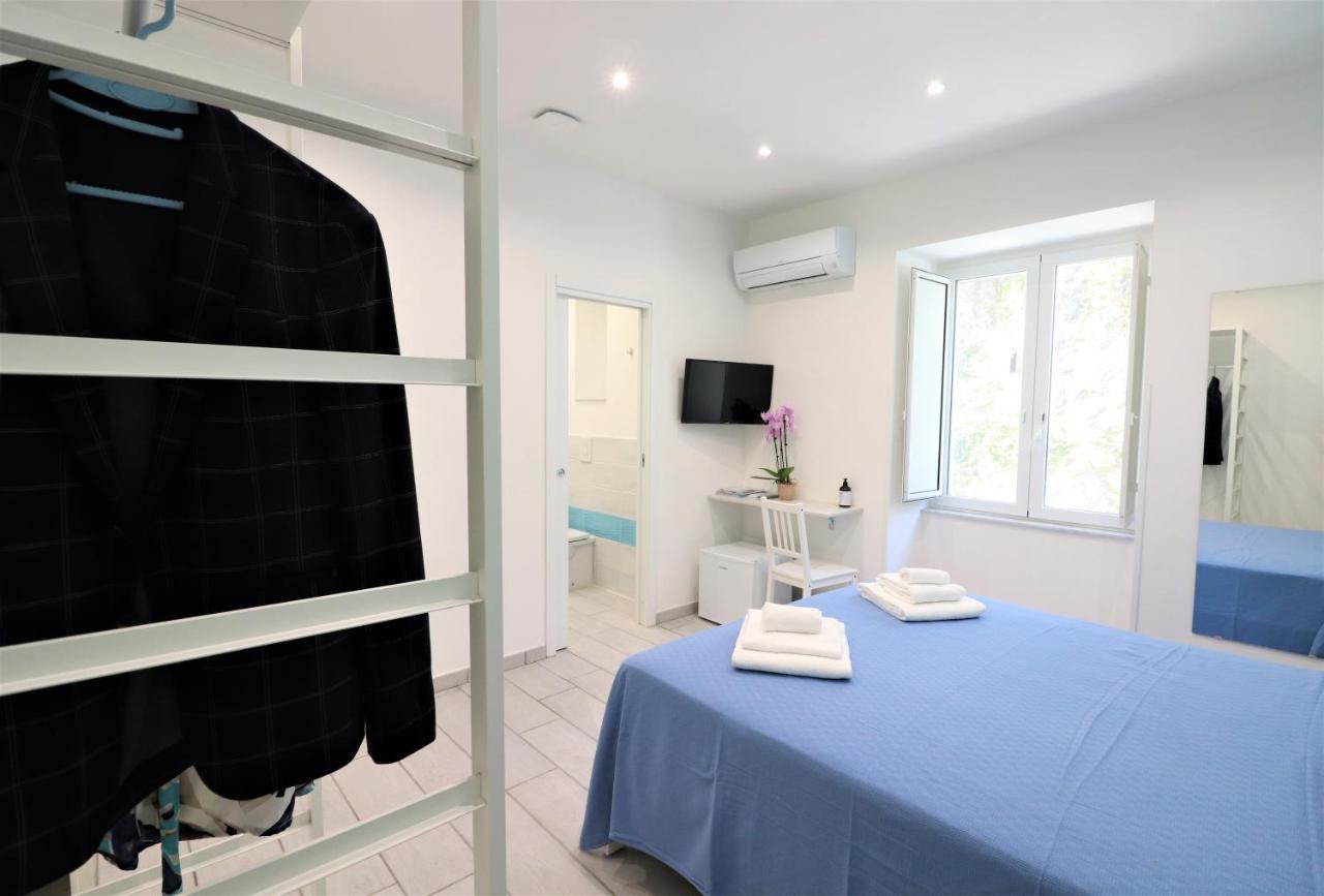 Отель Bed&Blue Сорренто Экстерьер фото
